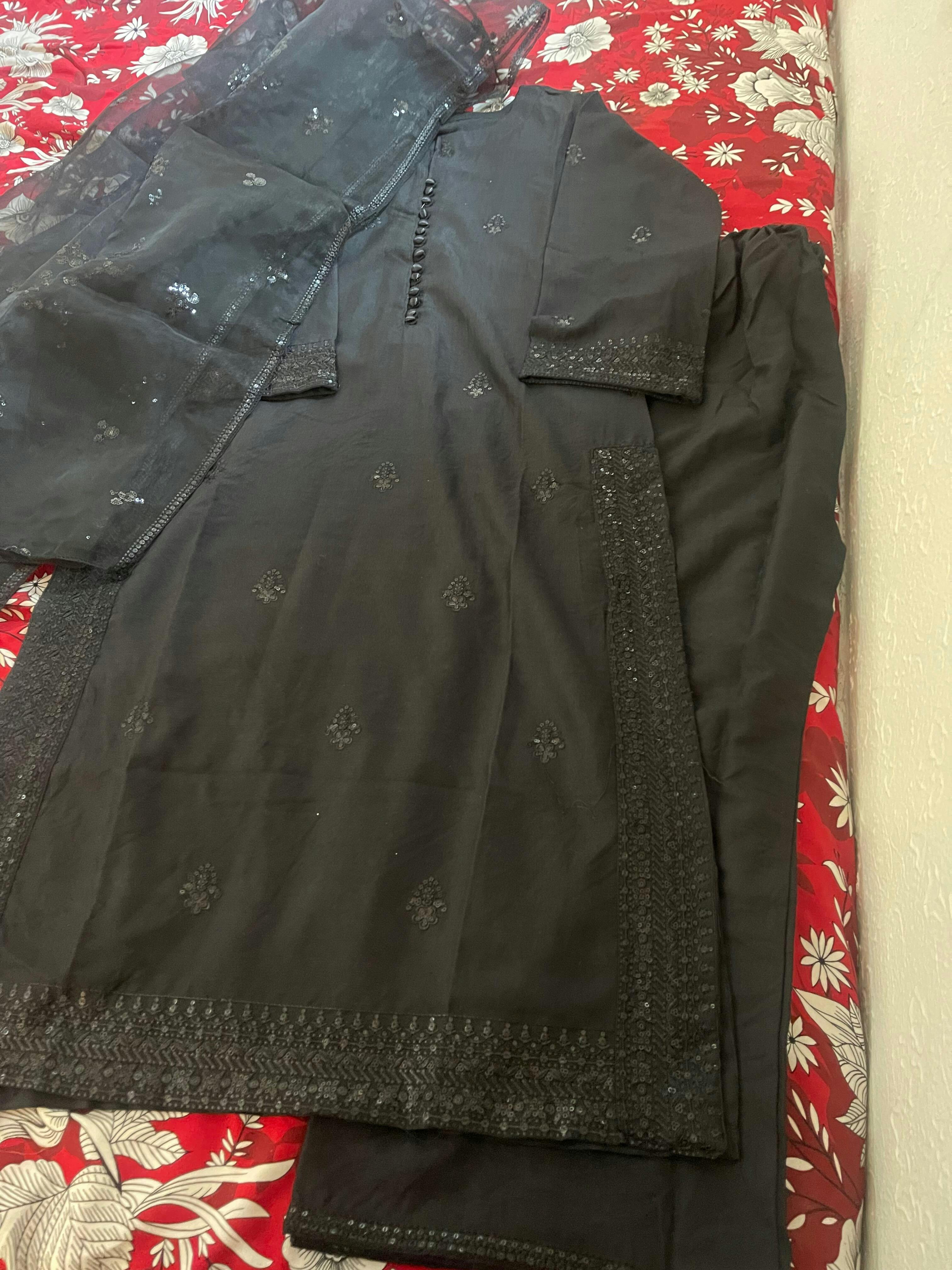 Black Aura – 3 Piece Dress