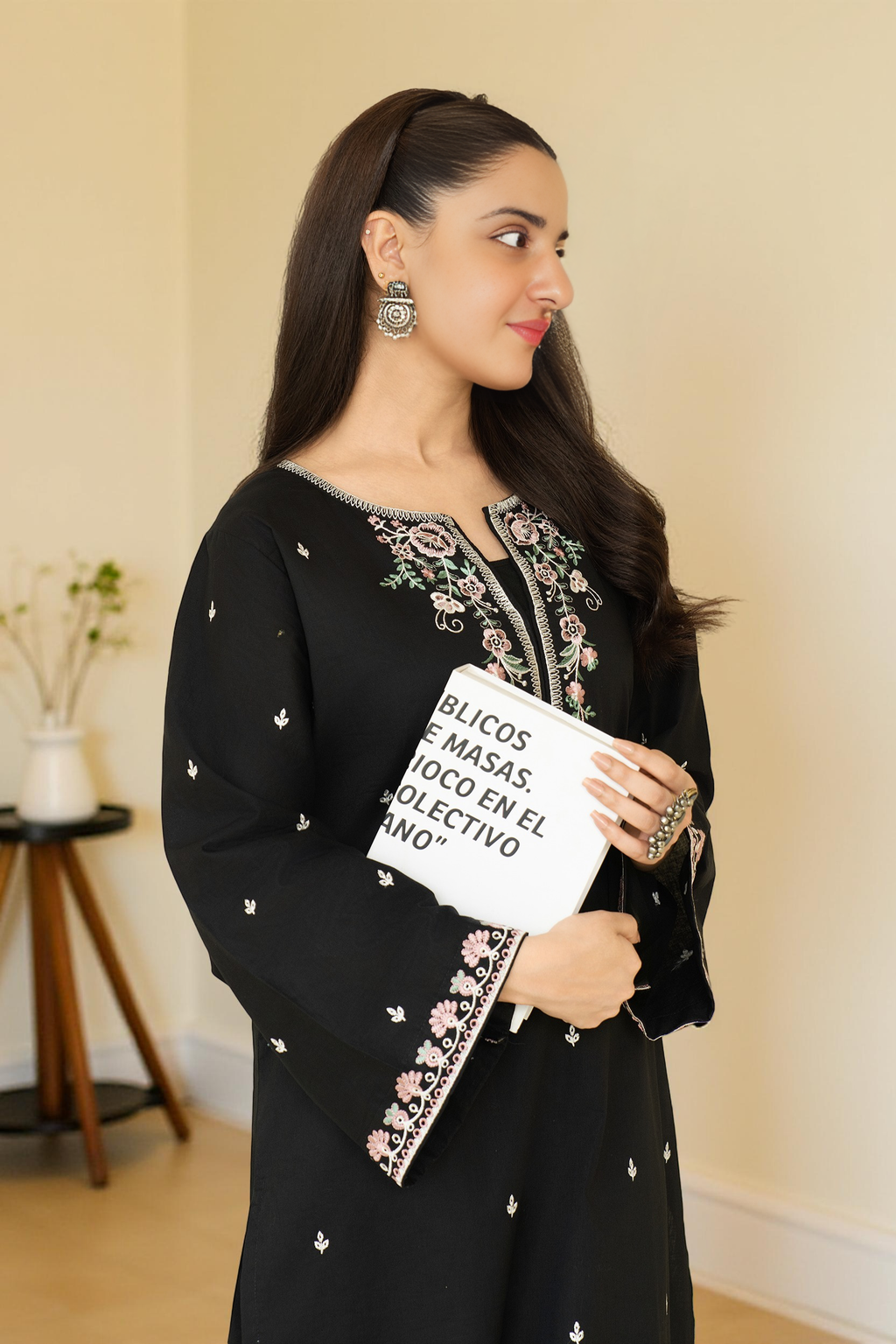 Noor-e-Black 2PC