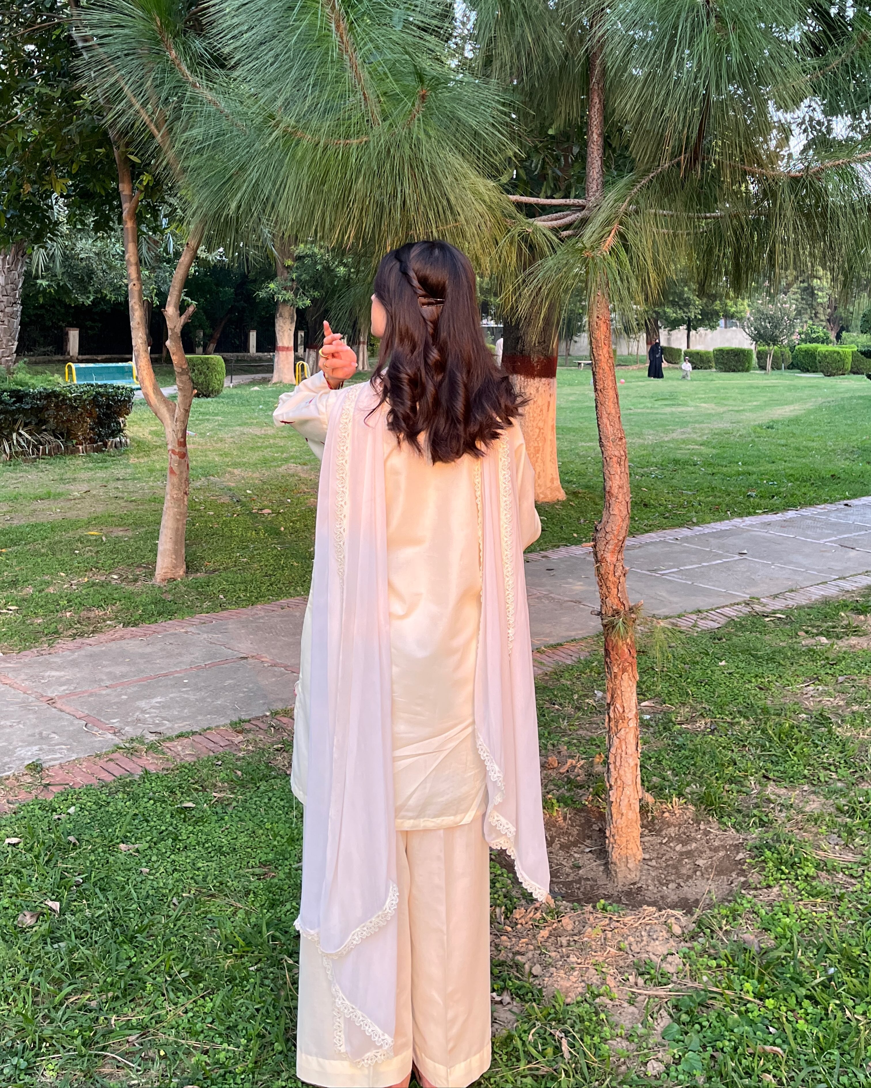 Surkh Gul 2PC – Premium Cotton Dress for Women