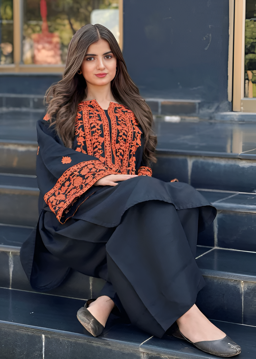 Zouq Embroidered – 2pc suit