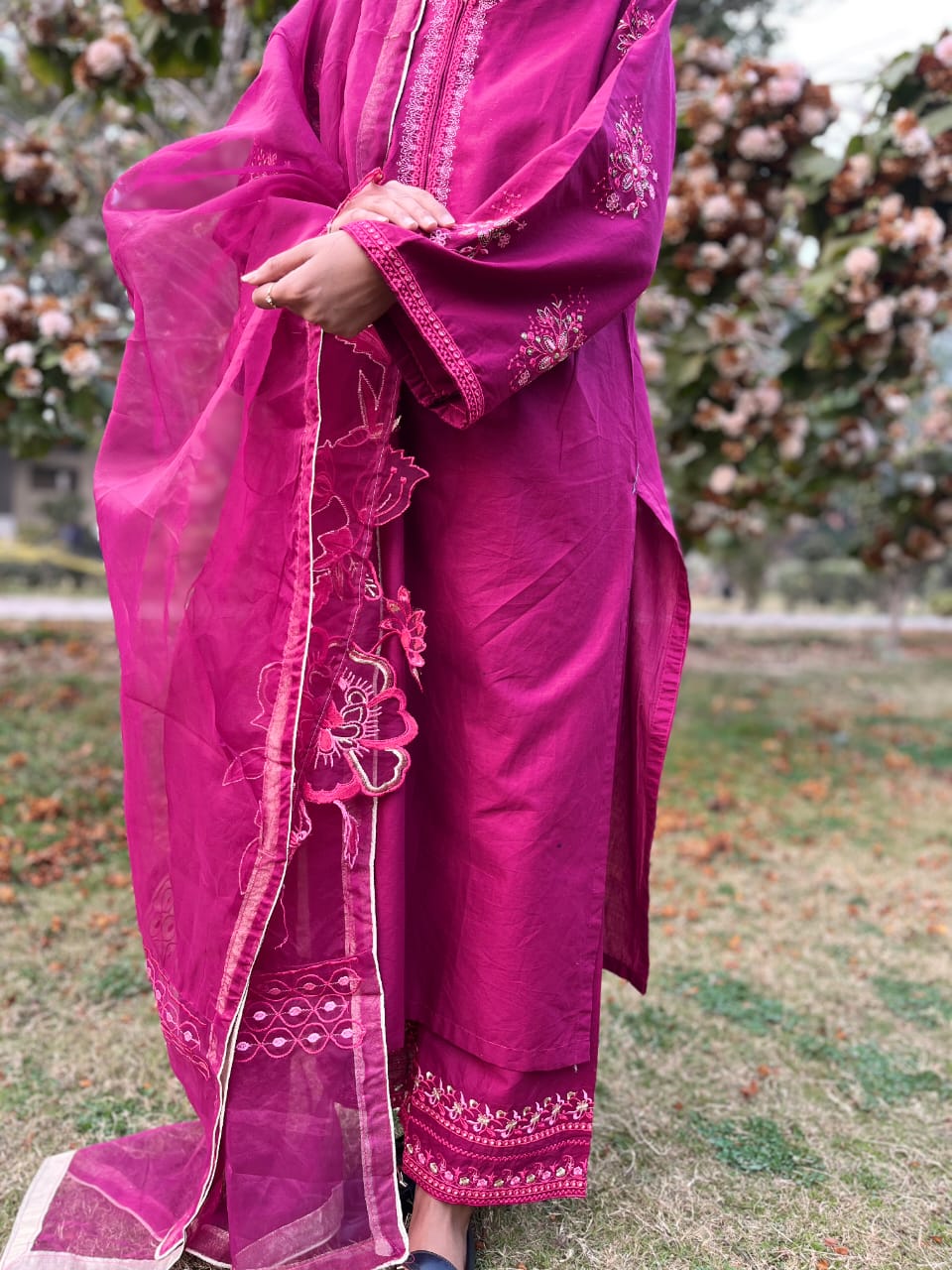 Gulbahar Rose – Cotton Embroidered 3PC Suit with Chiffon Dupatta