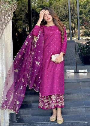 Gulbahar – Magenta Grace 2PCs