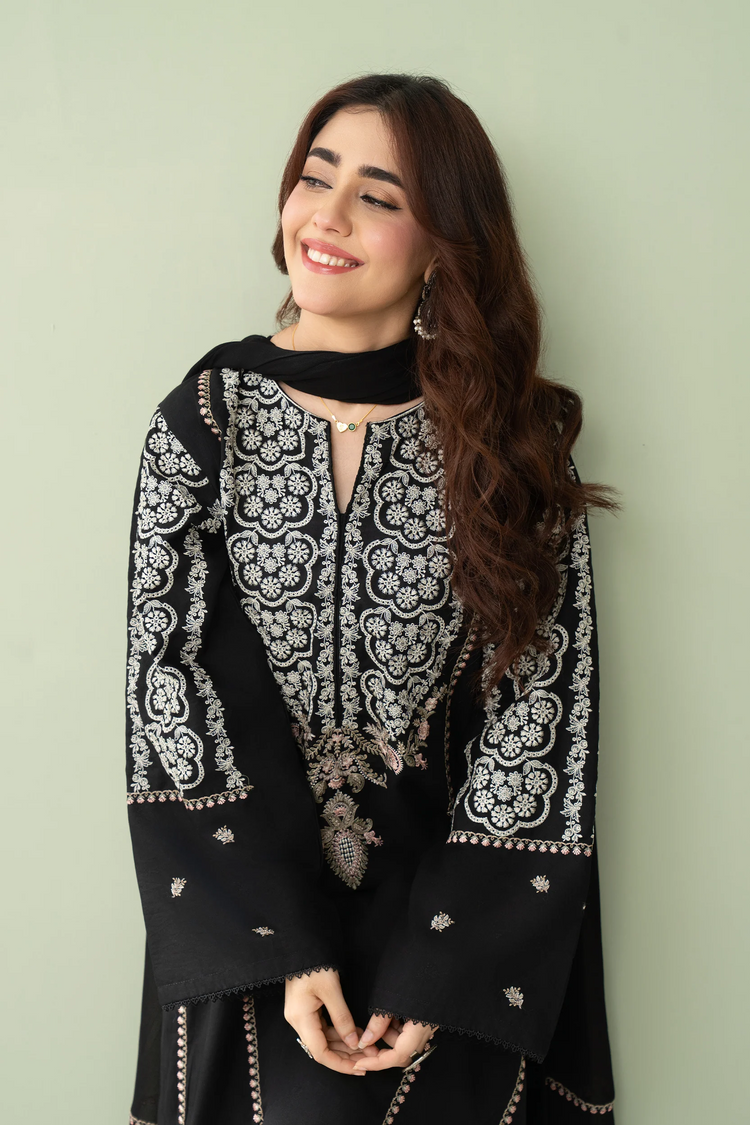 Mahnoor – Premium Marina 3-Piece Winter Suit