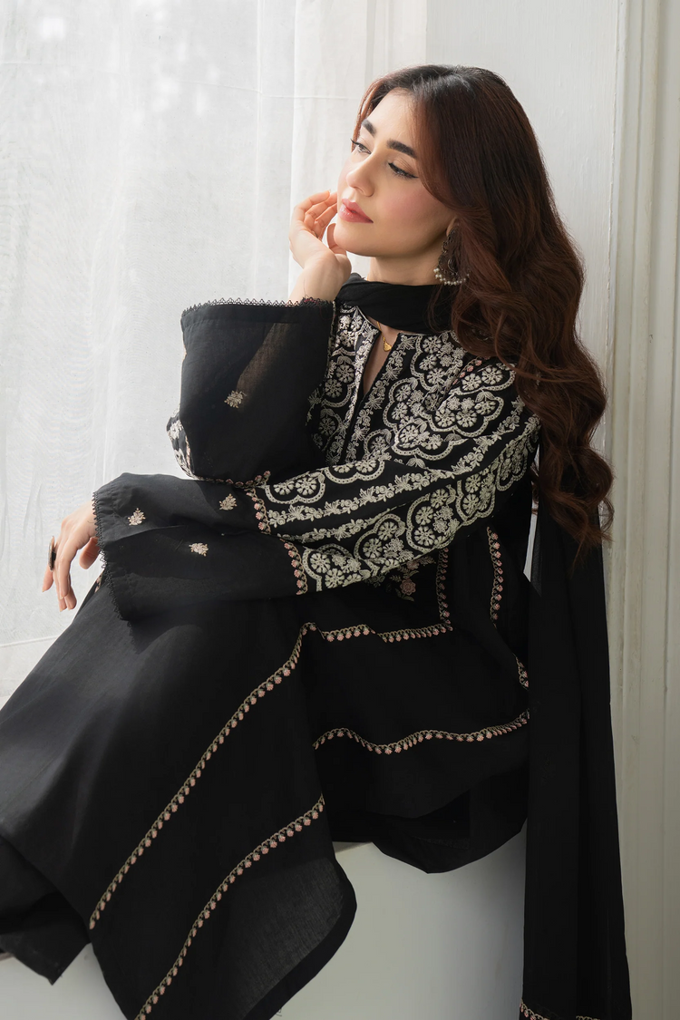 Mahnoor – Premium Marina 3-Piece Winter Suit